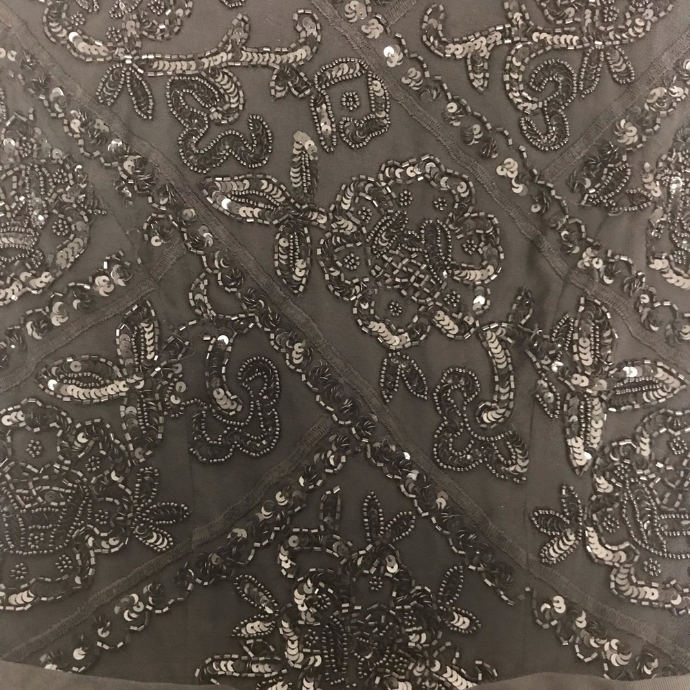 NWOT Needle & Thread Embellished Mesh Lace Dress - Picture 7 of 8